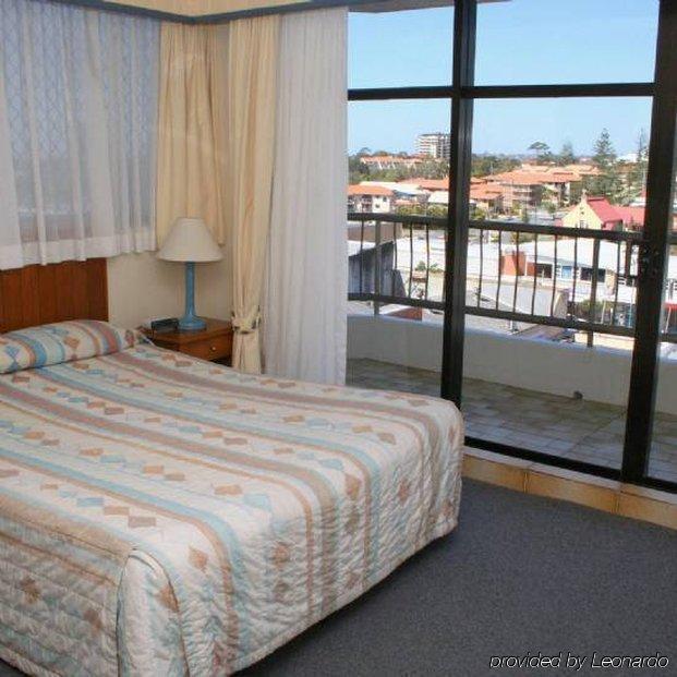 Beach House Seaside Resort Gold Coast Exterior photo
