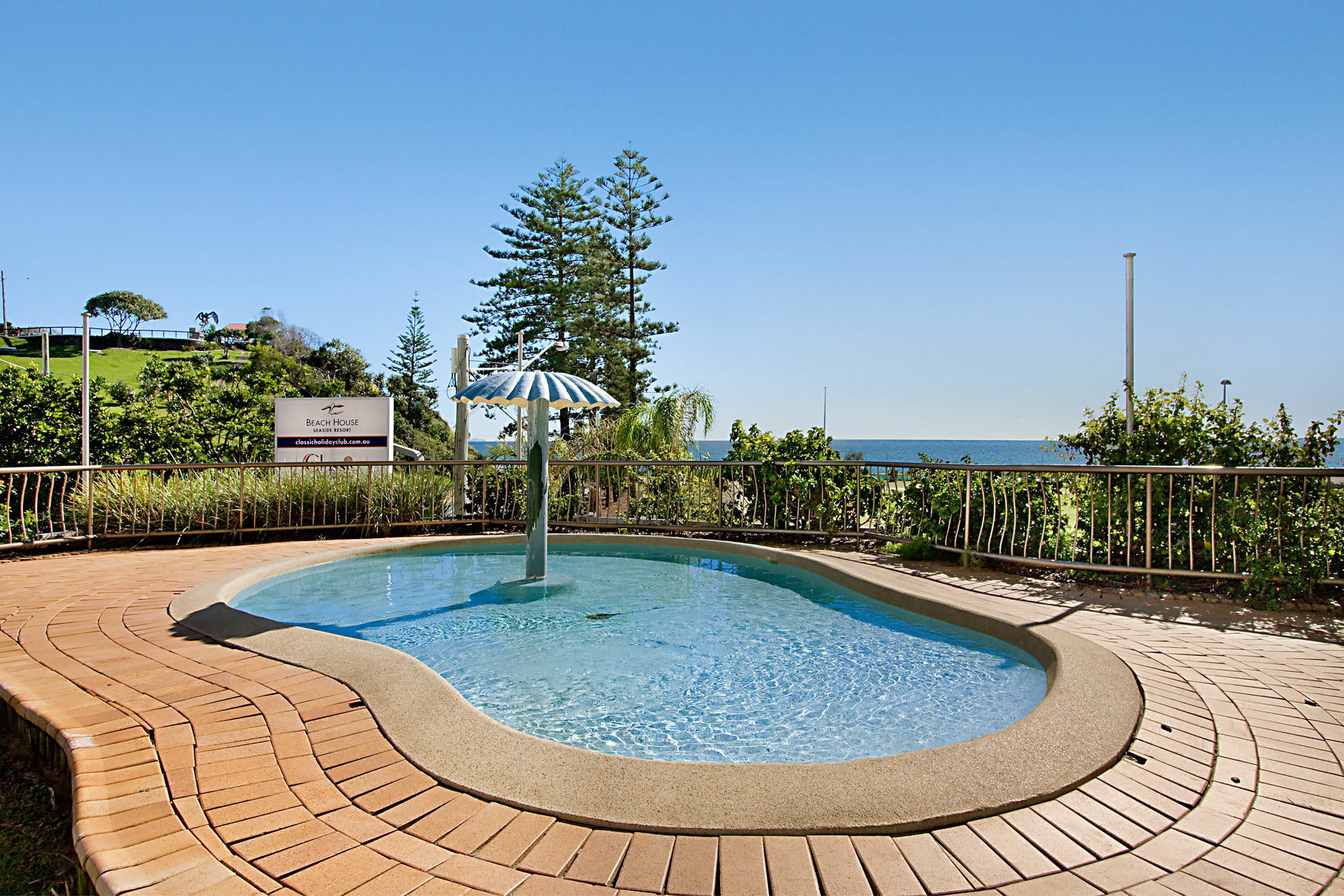 Beach House Seaside Resort Gold Coast Exterior photo